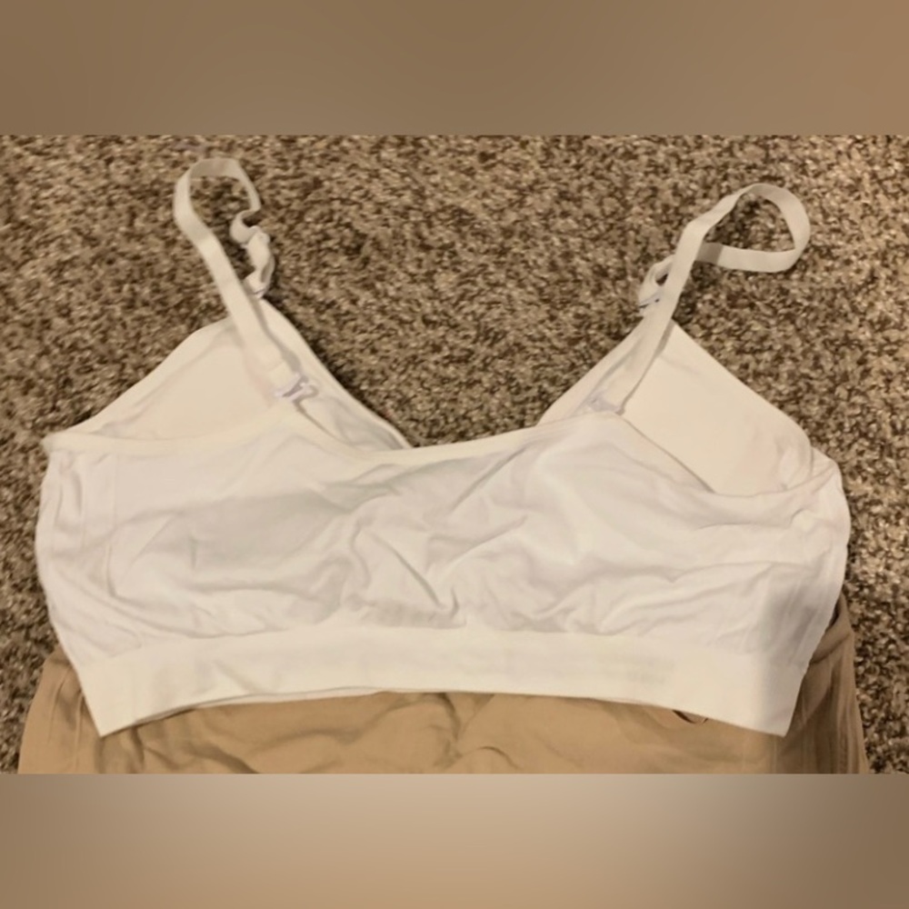 Coobie Bras- Plus/Full Size White NWT One Size